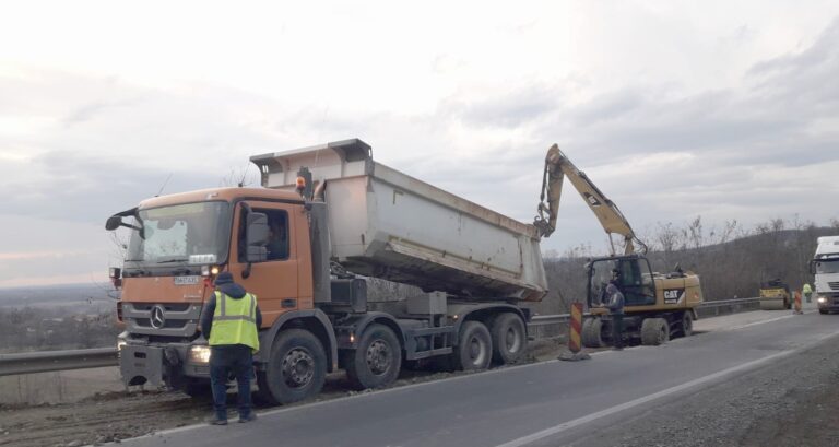 Trafic restricționat. Lucrări pe șoseaua Deva-Timișoara, la Coșava