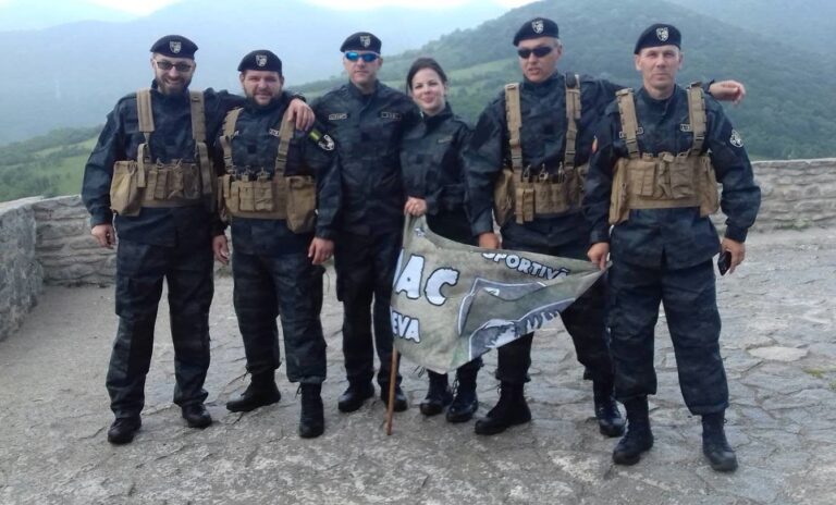 Demonstrație de AIRSOFT în Cetatea Devei