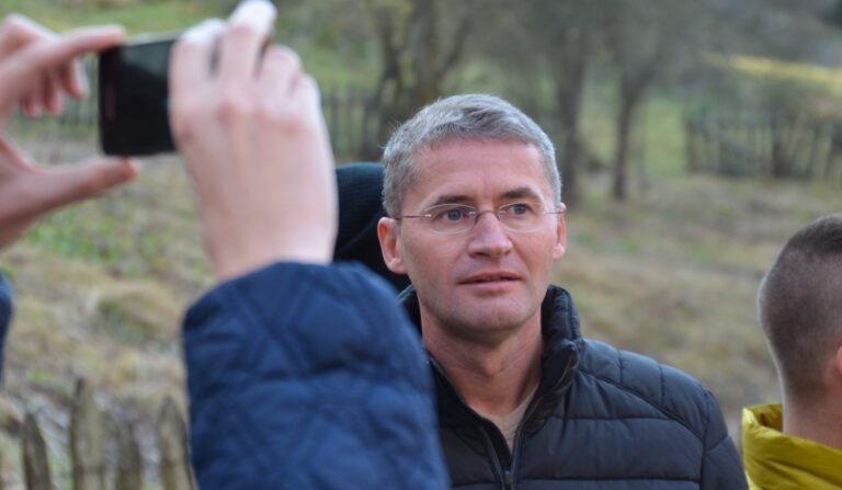 Ridzi, primarul Petroșaniului: Cer DEMISIA șefului Gărzii de Mediu Hunedoara!