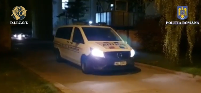 Percheziții în această dimineață în județul Hunedoara. Mascații caută traficanți de droguri din ”Filiera Spaniolă”