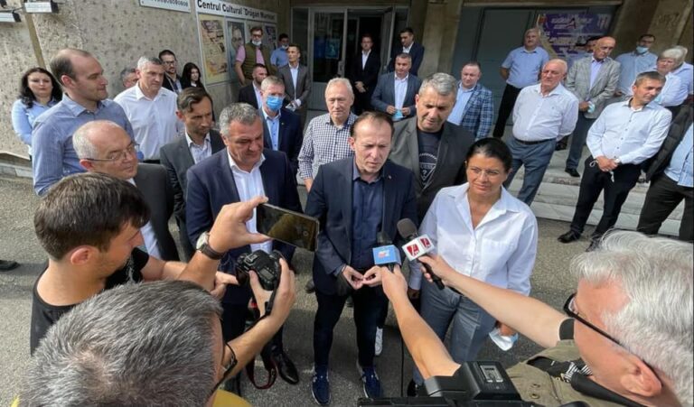 ULTIMA ORĂ: Florin Cîţu a demisionat de la conducerea PNL