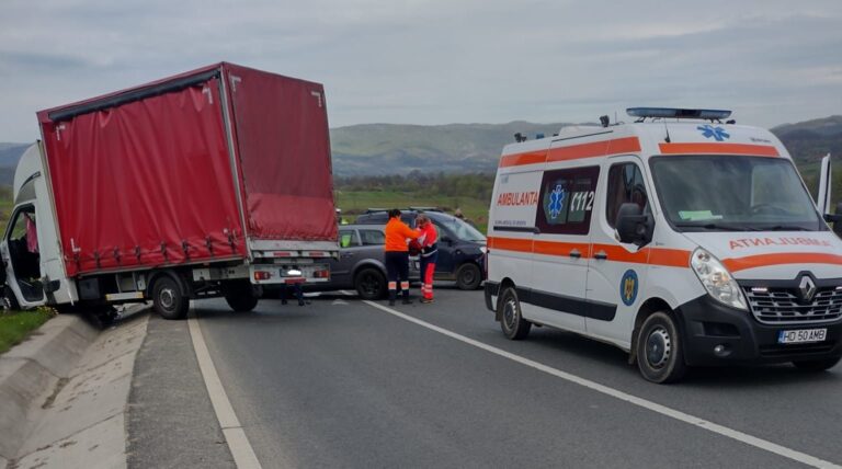 Accident cu 5 persoane rănite, în apropiere de Târnava de Criș (HD)