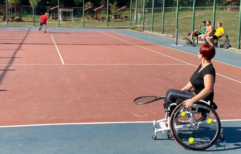 DEVA: Primul club sportiv municipal din ţară cu secţie pentru sportivii cu dizabilităţi