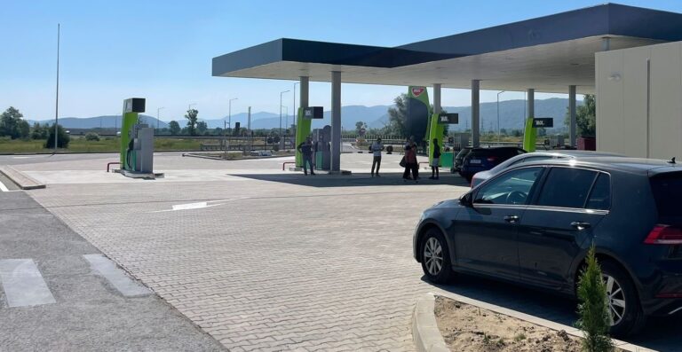 Două noi spații de servicii date în folosință pe autostrada A1, la Ilia, județul Hunedoara – GALERIE FOTO