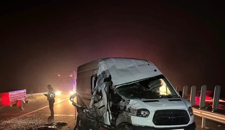 ACCIDENT pe autostrada A1 Deva-Nădlac, cu un microbuz de transport persoane, 7 victime