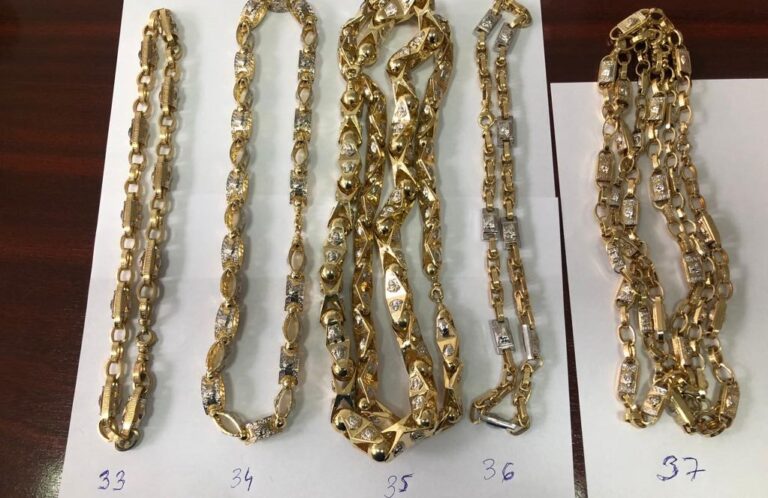 APOCALIPSA la casele de amanet! Şeful ANAF, Lucian Heiuş, a anunţat confiscări de kilograme de aur şi amenzi de miliarde