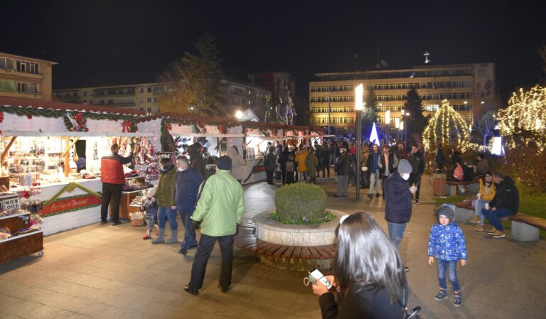 TÂRGUL DE IARNĂ de la Deva se deschide joi, 1 Decembrie 2022