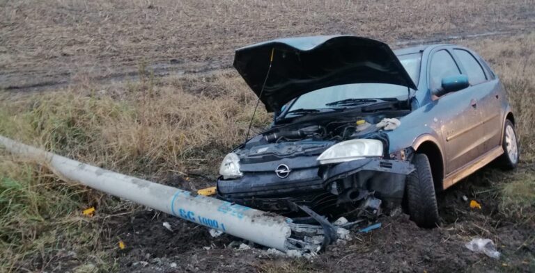 ULTIMA ORĂ: Accident la Sântuhalm, lângă Deva, vineri dimineața. Au intervenit pompierii