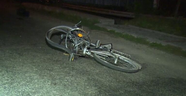 Un tânăr beat a căzut de pe bicicletă și s-a rănit ușor la Luncoiu de Jos