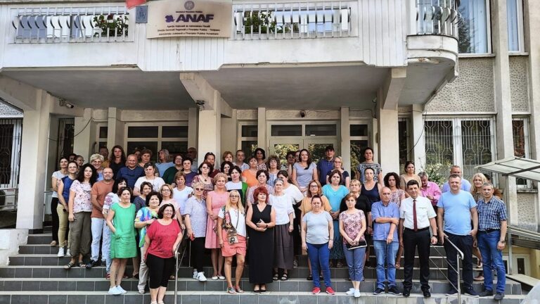PROTEST SPONTAN la Administrația Județeană a Finanțelor Publice (AJFP) Hunedoara