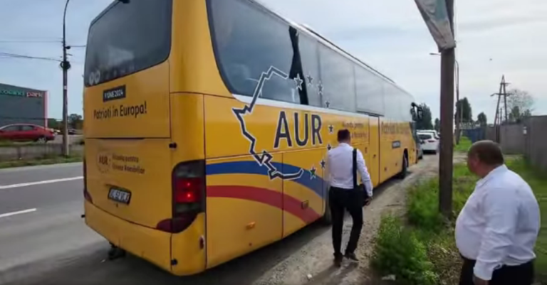 Bună dimineaţa la cafeluţă: Autobuzul cu pui fripţi