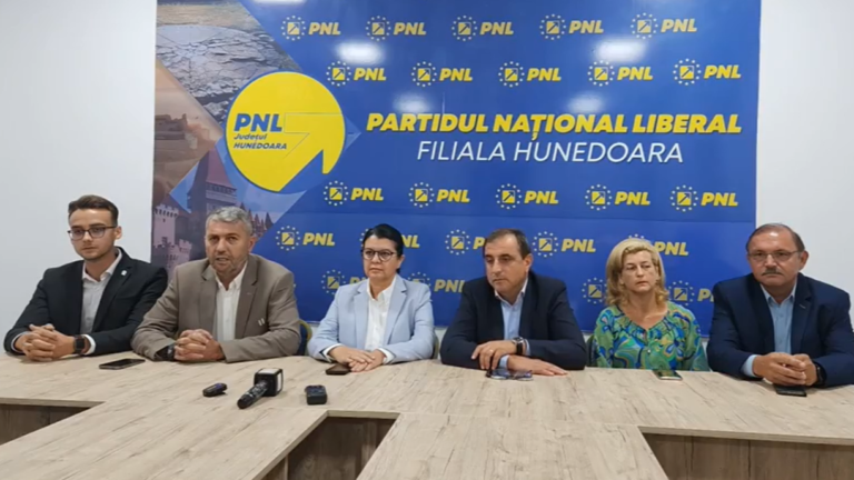 Emil Rîșteiu, anunțat oficial drept candidat al PNL la Primăria Simeria. El este în prezent membru al PRO România