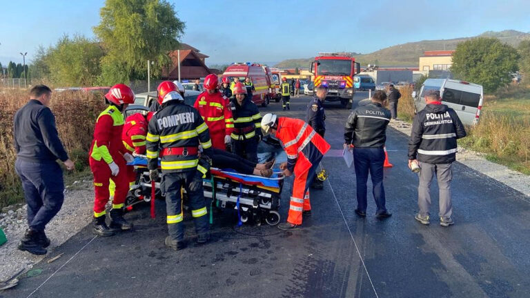 ACCIDENT pe Culoarul Mureș Nord, între Uroi și Geoagiu. TRAFIC BLOCAT pe ambele sensuri – FOTO + VIDEO