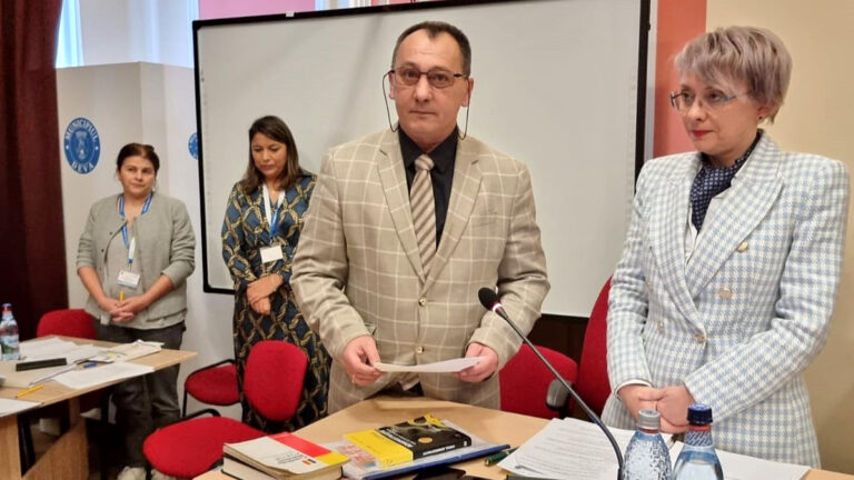 Profesorul Sorin Demeter este noul consilier local în Consiliul Local Deva. El a depus astăzi jurământul