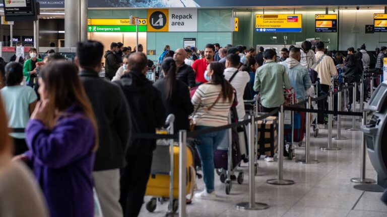 Austria deschide poarta SCHENGEN pentru România. Deocamdată, este de acord cu ridicarea granițelor aeriene