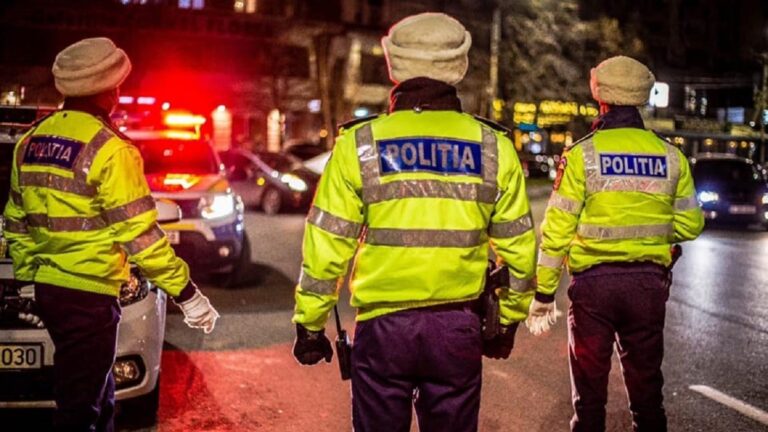 Patru agenți de poliție hunedoreni REȚINUȚI pentru săvârșirea infracțiunii de abuz în serviciu