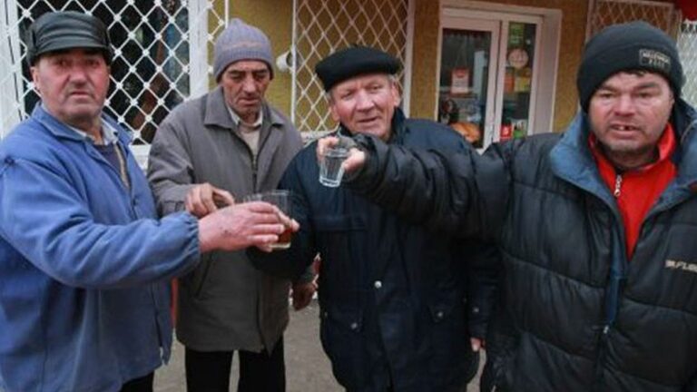 Noua mită electorală: CARAVANELE MEDICALE. Unul nu scăpați, păcătoșilor!