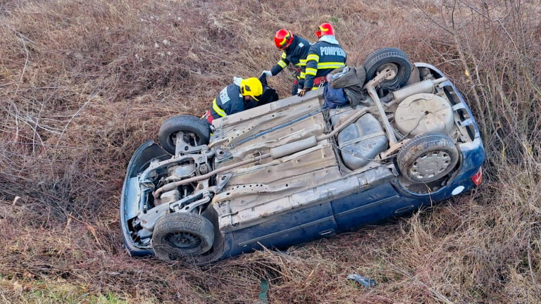ACCIDENT TRAGIC la Vețel. O fetiță de 10 ani, inconștientă, transportată la spital, A MURIT