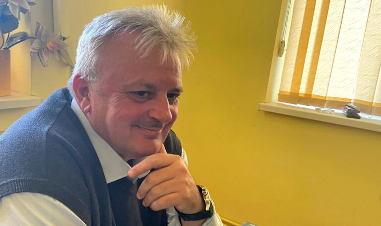 Cum funcționează CIUDATA COALIȚIE PSD – PNL în județul Hunedoara? Simplu: Primarii PNL trec la PSD
