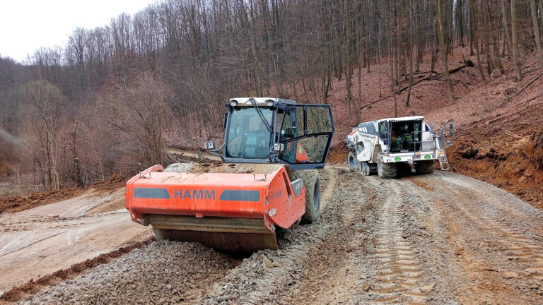 MIRACOL: Au început lucrările la ”tunelurile pentru urși”, pe segmentul lipsă din autostrada A1 Lugoj-Deva