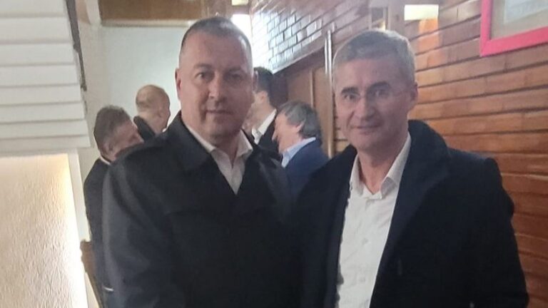 EXPLOZIE ÎN PNL: Primarul municipiului Petroșani, Tiberiu Iacob-Ridzi, A TRECUT LA PSD. #ȘASE