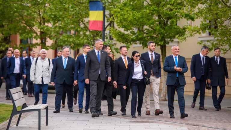 PNL a depus oficial candidaturile pentru Primăria Deva și Consiliul Județean Hunedoara
