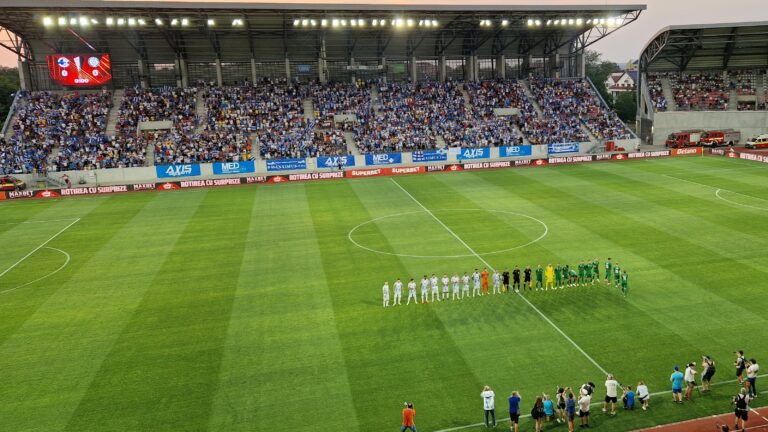 CORVINUL bagă bani buni în conturile Primăriei Sibiu. Cât plătesc hunedorenii pentru a folosi stadionul sibienilor