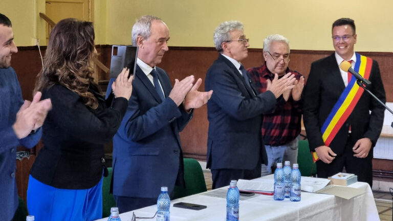 Alexandru Luca a depus jurământul și este noul primar al comunei Certeju de Sus