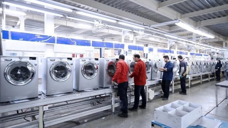 BOSCH pleacă definitiv de la Simeria și vinde terenul pe care urma să construiască fabrica de mașini de spălat