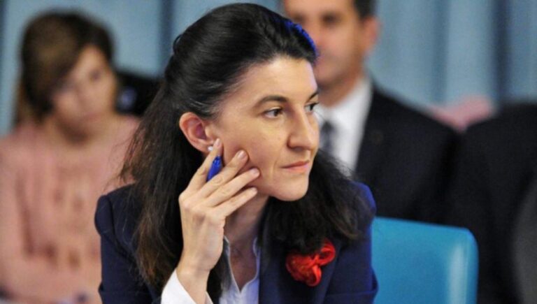 Violeta Alexandru, discurs dur împotriva foștilor săi colegi din PNL: Aţi minţit și ați trădat electoratul