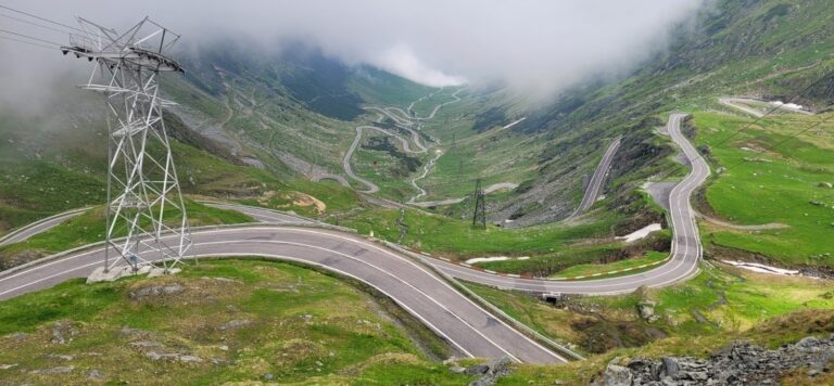 Circulaţia rutieră se redeschide ASTĂZI pe Transfăgărăşan, începând cu ora 08:00 – VIDEO