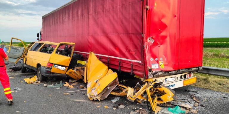 ACCIDENT cu o victimă pe autostrada A1, în apropiere de vama Nădlac. Trafic îngreunat