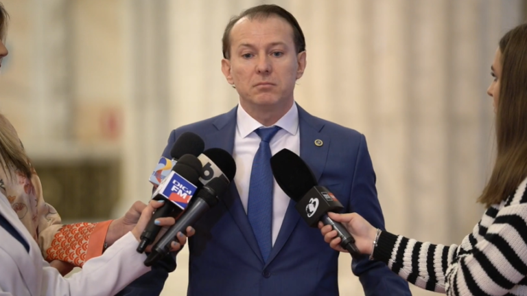 Florin Cîțu a demisionat de la președinția Senatului: ”Președintele partidului și secretarul general mi-au cerut demisia.” Reacția lui Ludovic Orban