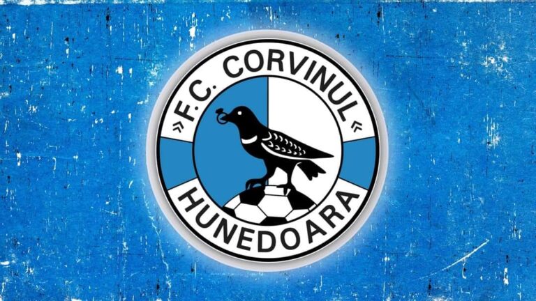 Echipa de fotbal a Hunedoarei și-a recâștigat, oficial, numele istoric CORVINUL