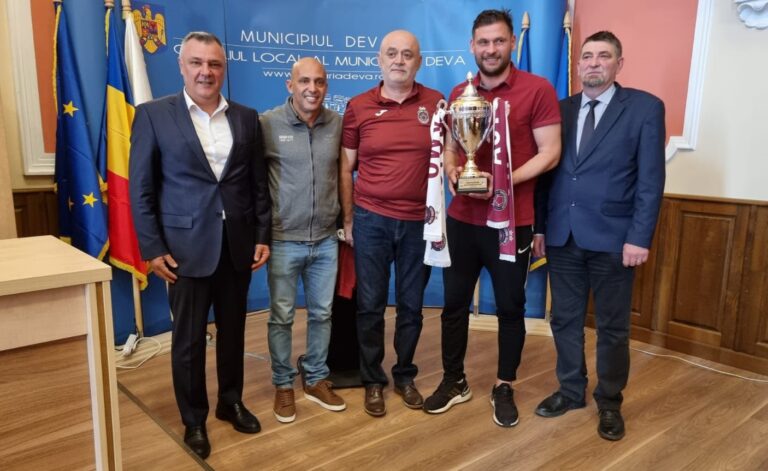 ULTIMA ORĂ: Antrenorul-vedetă ”Cacau” părăsește clubul Autobergamo Deva pentru Napoli