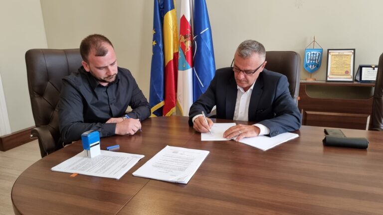 ÎN SFÂRȘIT, după luni întregi de amânări: Încep reparațiile la străzile și trotuarele din municipiul Deva!