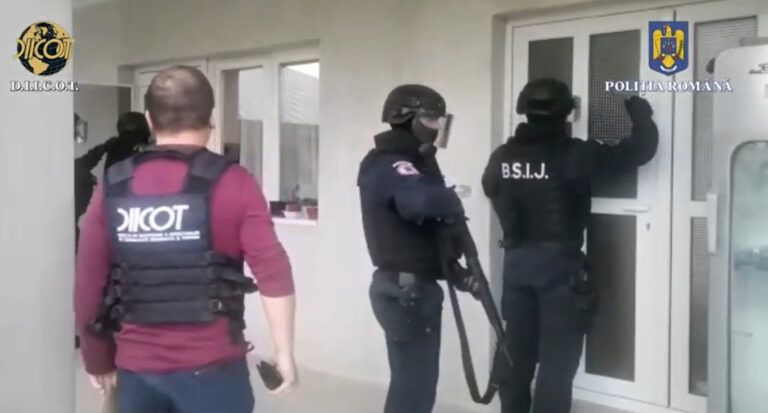 I-au săltat de Înălțare! Peste 300 de percheziții și mandate de aducere puse în executare chiar acum de Poliție și DIICOT
