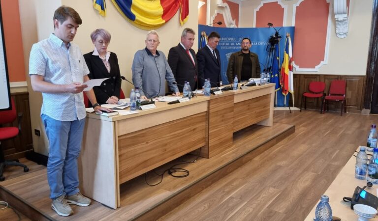 Un nou consilier local a depus astăzi jurământul ca membru al C.L. Deva