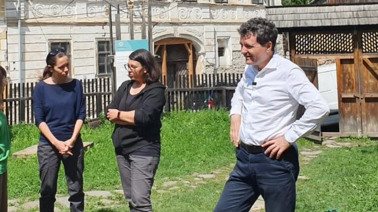 S-a întors lupul acolo unde a mâncat oaia. Acum ca Președinte. Adio, exploatări minere!